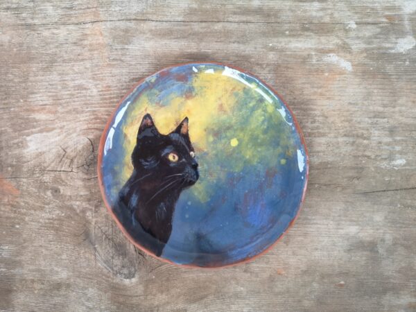 Hand painted ceramic decorative plate with black cat